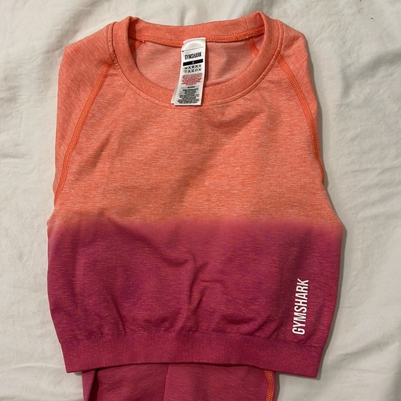Gymshark Top - Picture 2 of 4